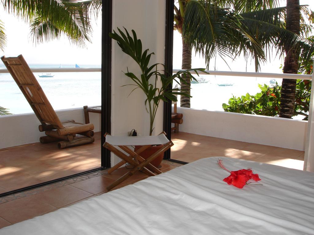 Artista Beach Villa Balabag  Номер фото