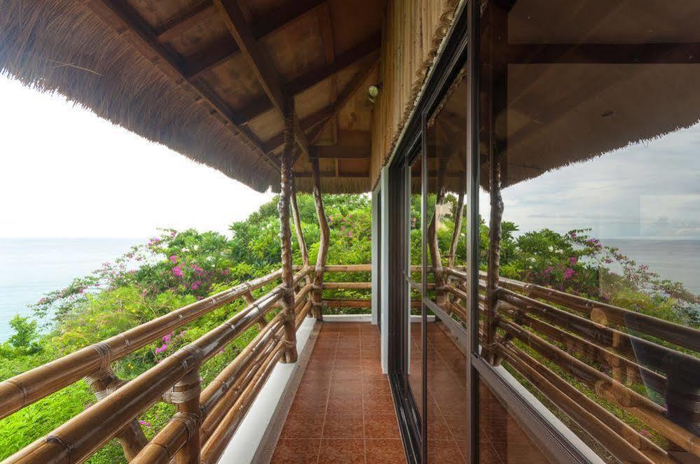 Artista Beach Villa Balabag  Экстерьер фото