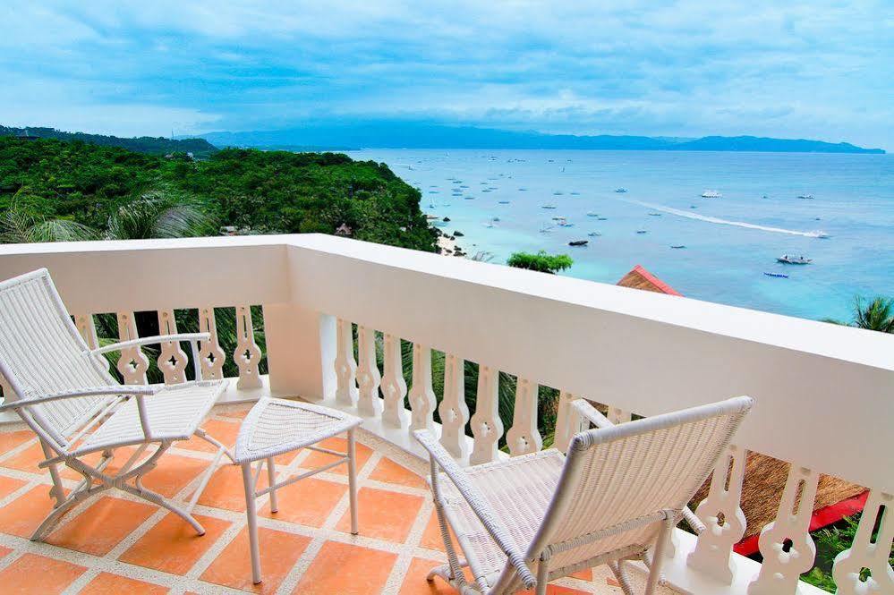 Artista Beach Villa Balabag  Экстерьер фото