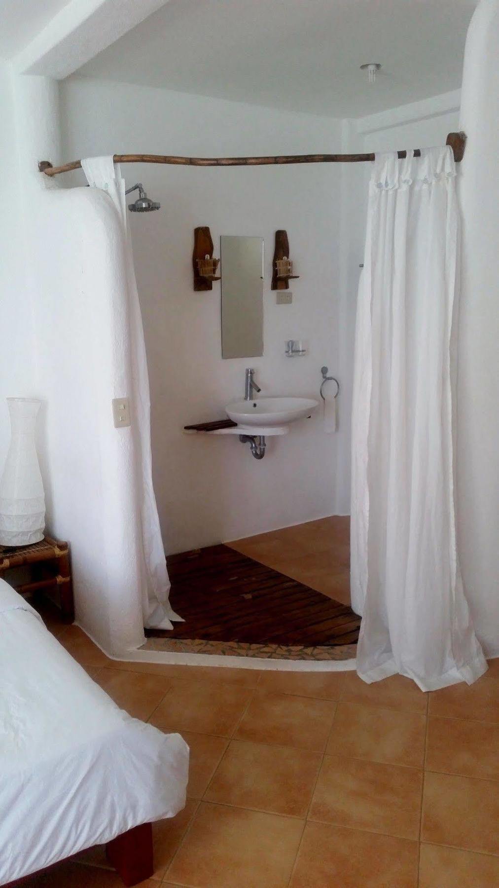 Artista Beach Villa Balabag  Экстерьер фото