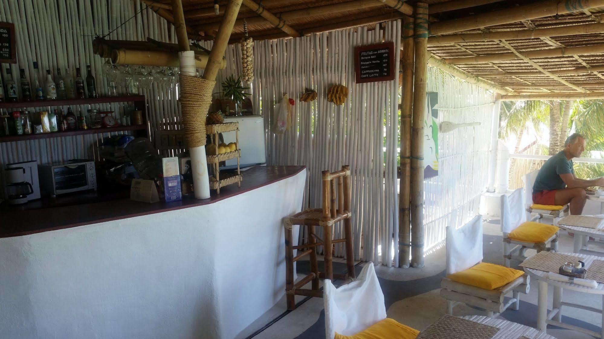 Artista Beach Villa Balabag  Экстерьер фото